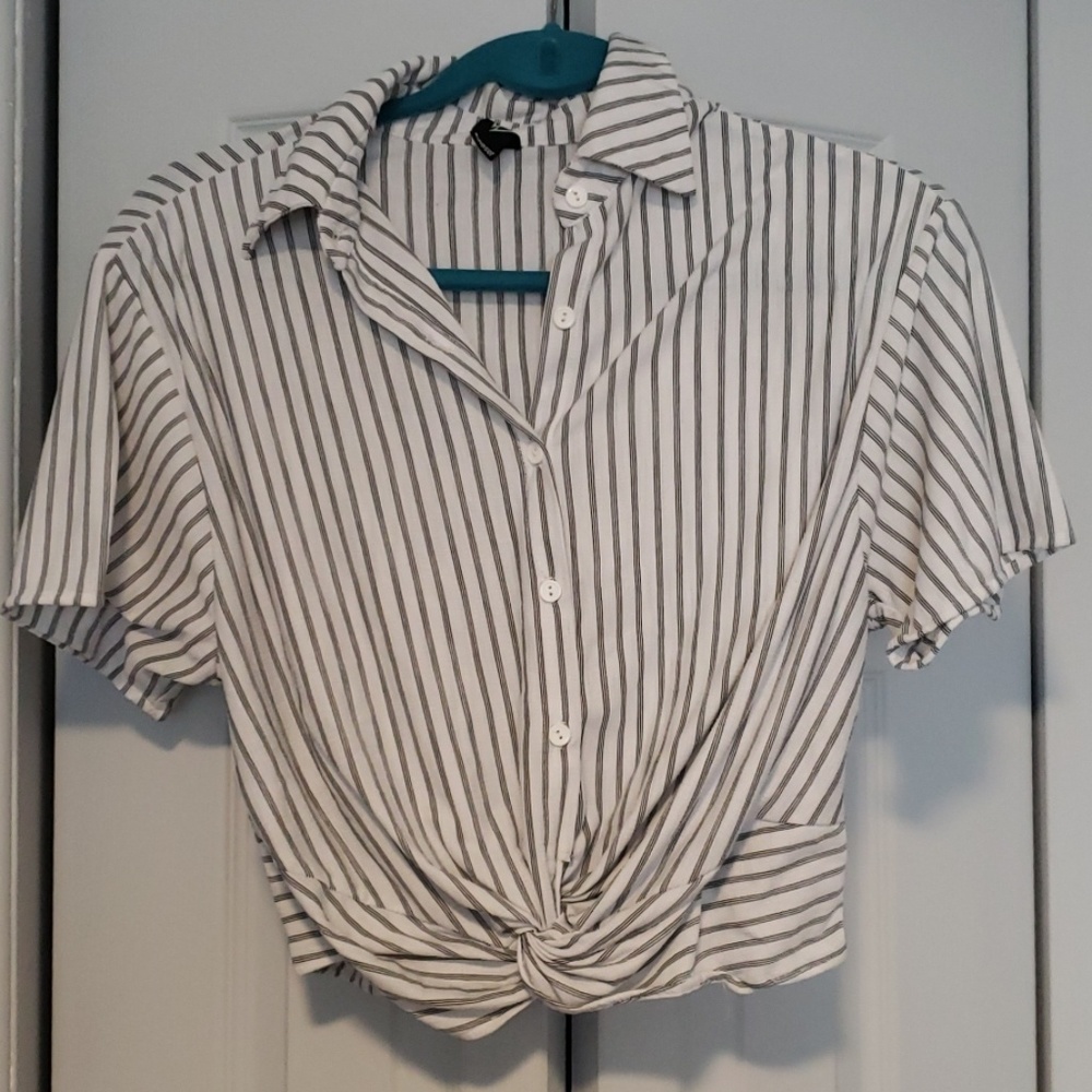 Windsor Button Up Crop top